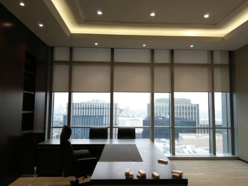 手動好色先生网站